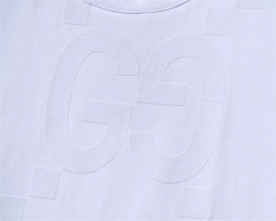 Gucci Tracksuits Short Sleeved For Men DailyWear 4754