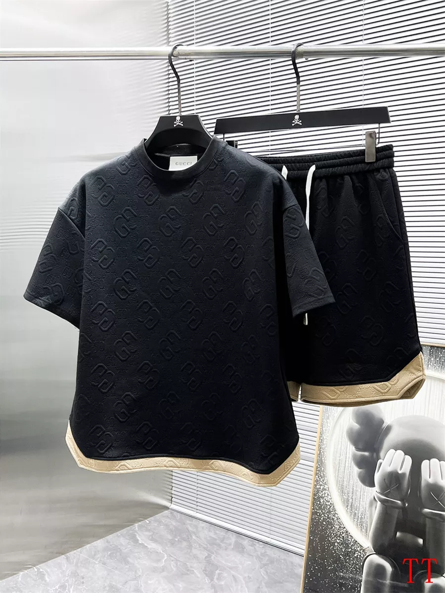 Gucci Tracksuits Short Sleeved For Men EasyMatch 9561