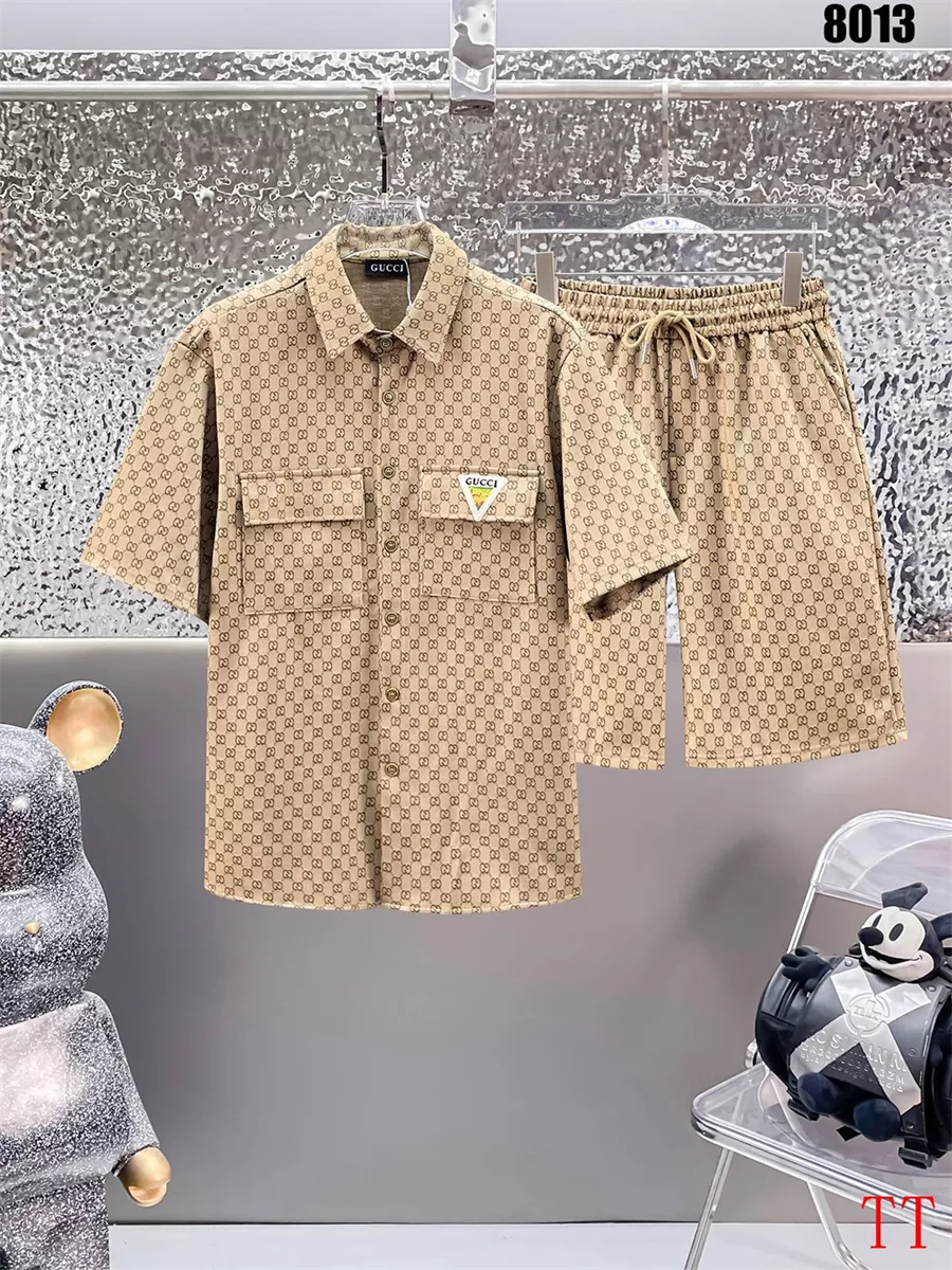 Gucci Tracksuits Short Sleeved For Men Efficient 1329