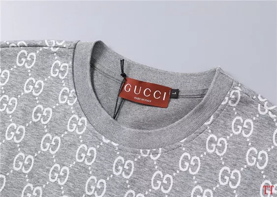 Gucci Tracksuits Short Sleeved For Men Practical 3641
