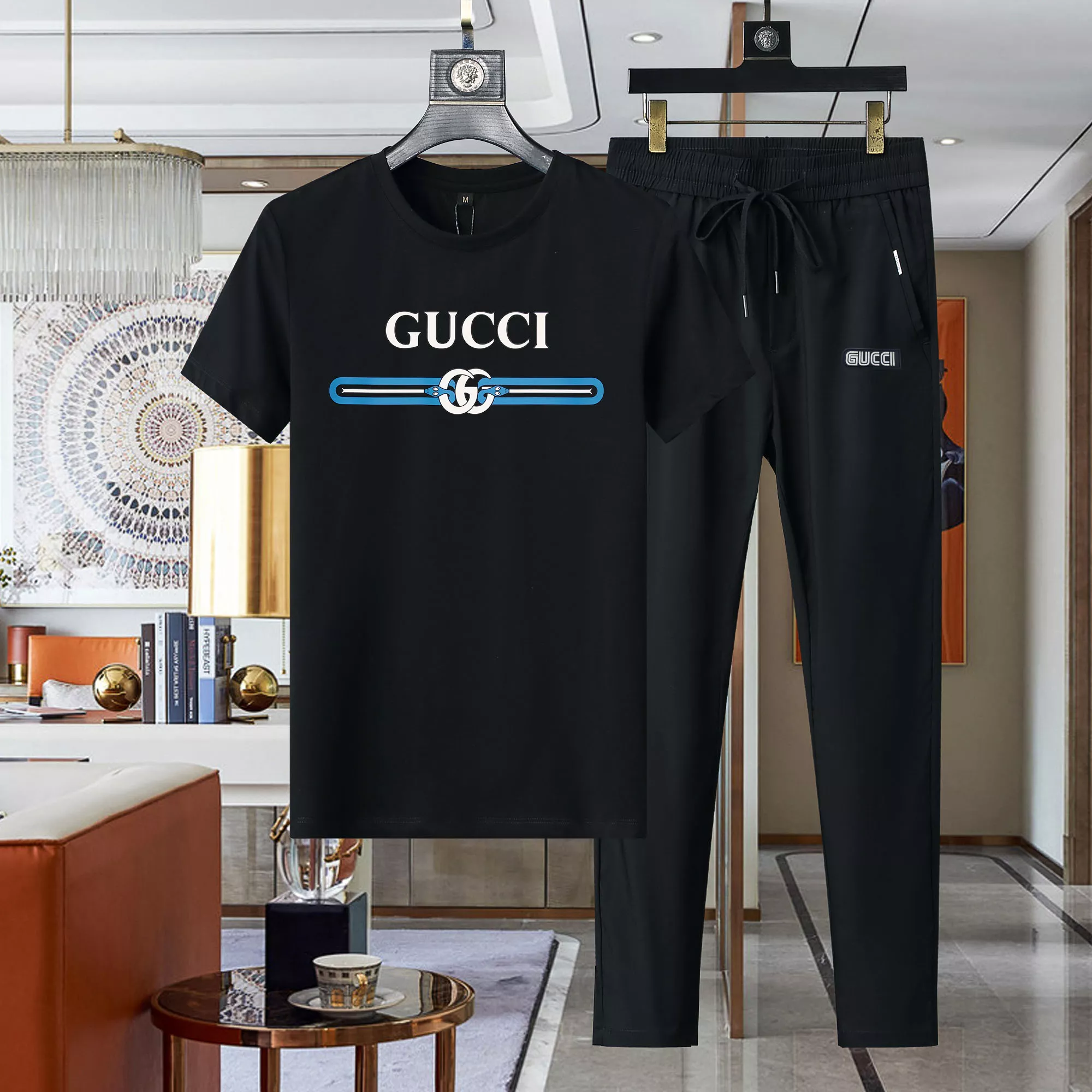 Gucci Tracksuits Short Sleeved For Men Sleek 601