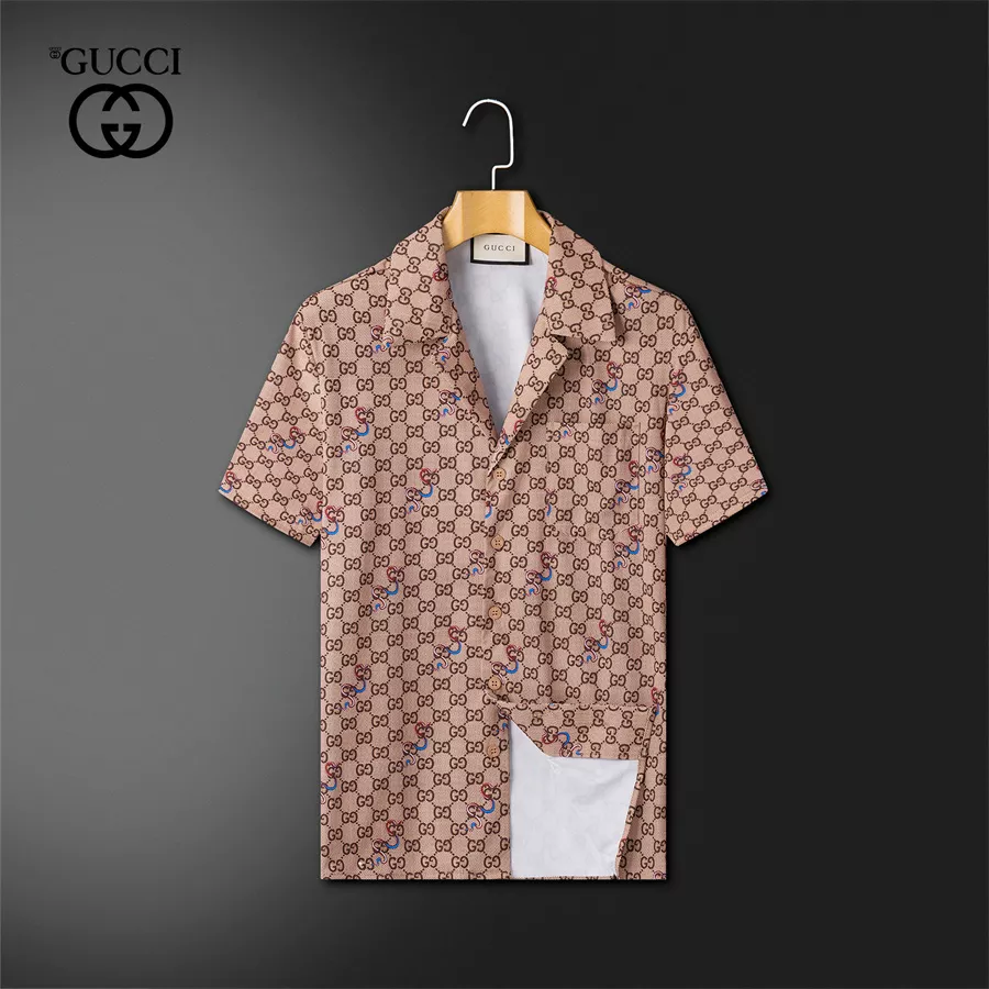 Gucci Tracksuits Short Sleeved For Men Stylish 2241
