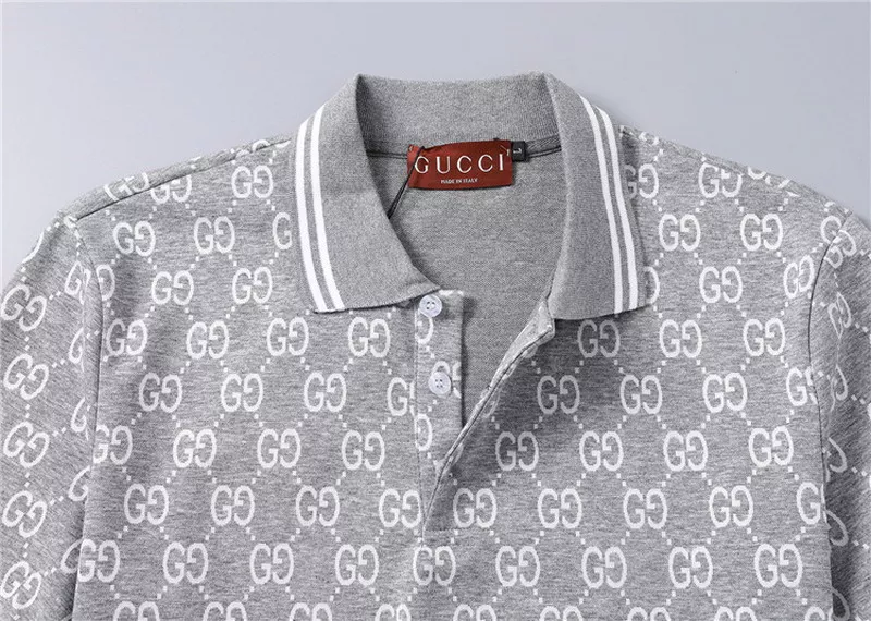 Gucci Tracksuits Short Sleeved For Men Trendsetting 3490