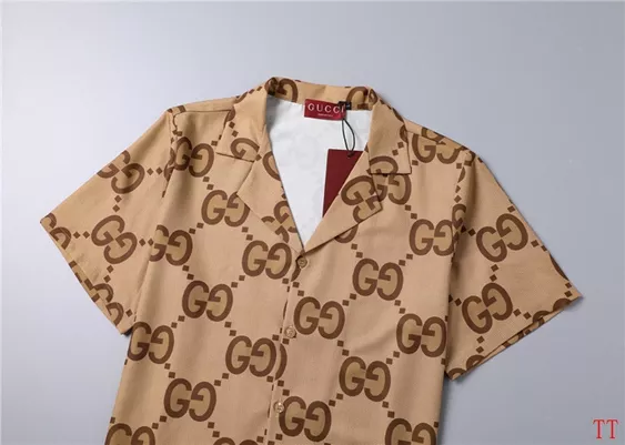 Gucci Tracksuits Short Sleeved For Men Unique 2098