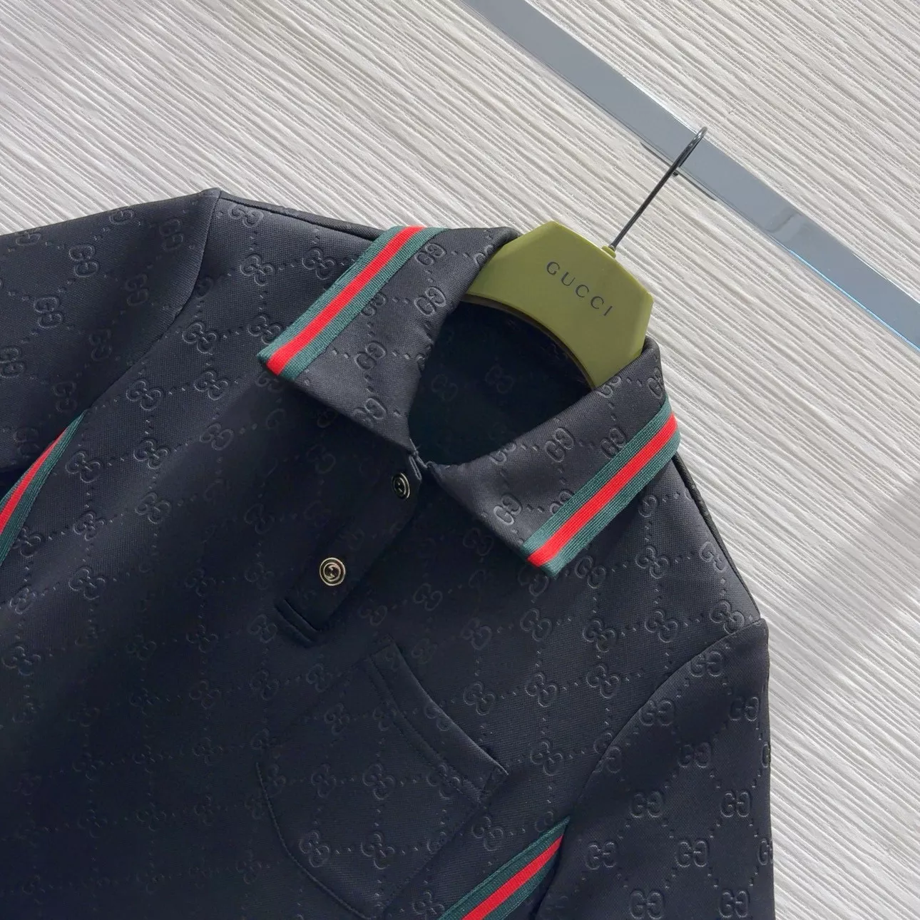 Gucci Tracksuits Short Sleeved For Women Flexible 1850