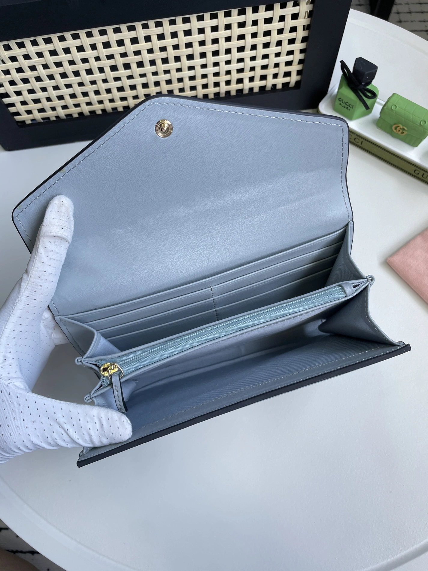 Gucci Wallets Affordable 6844