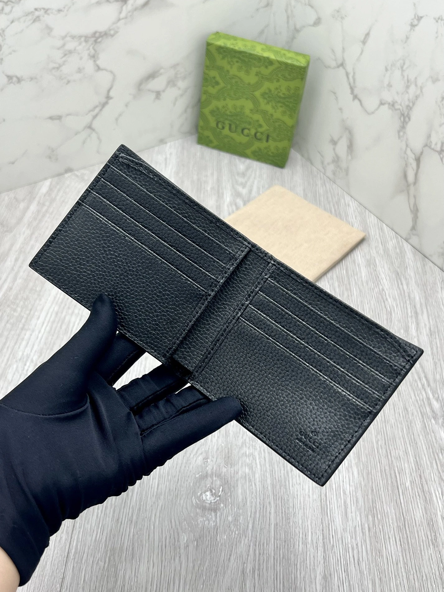 Gucci Wallets For Unisex Classic 415