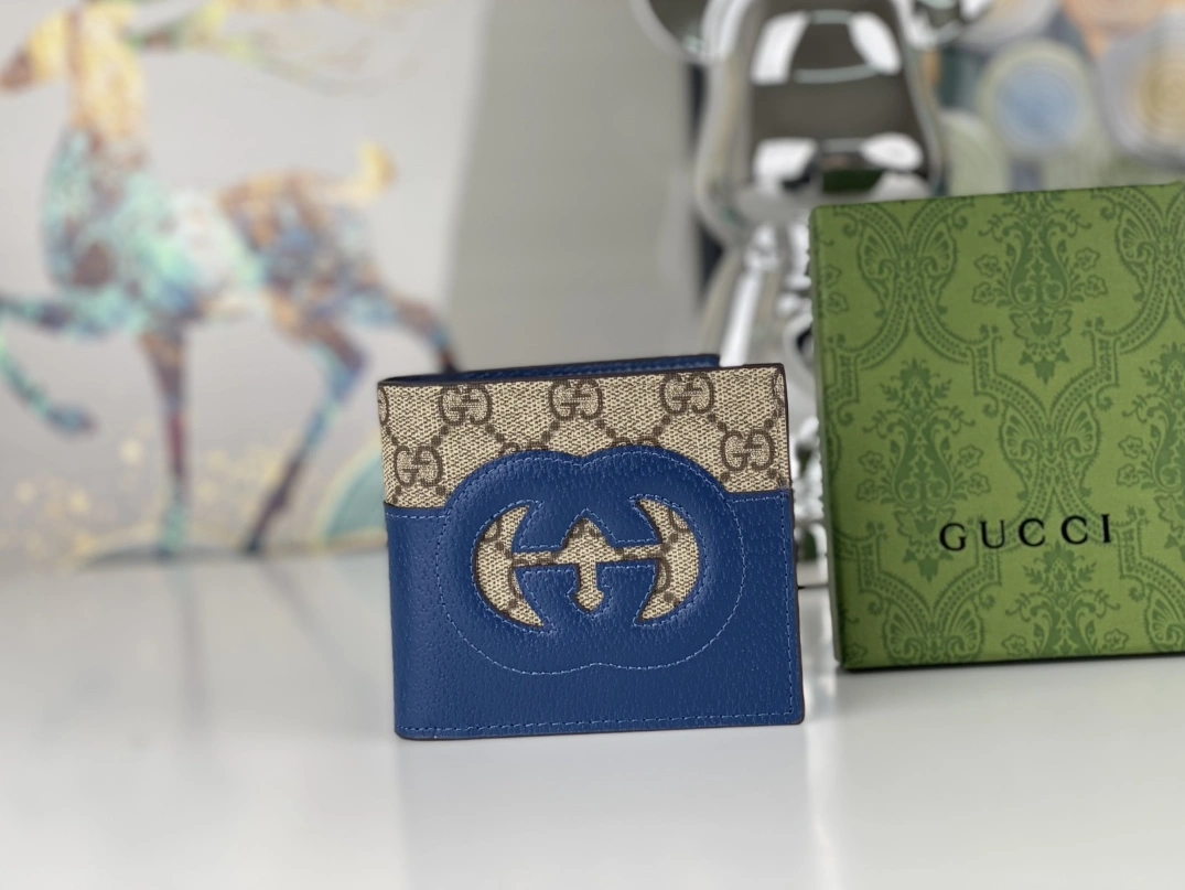 Gucci Wallets For Unisex Vibrant 8379