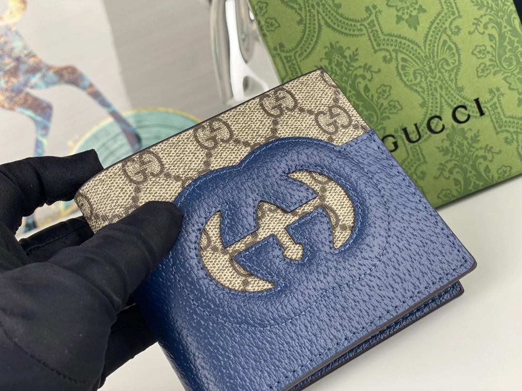 Gucci Wallets For Unisex Vibrant 8379