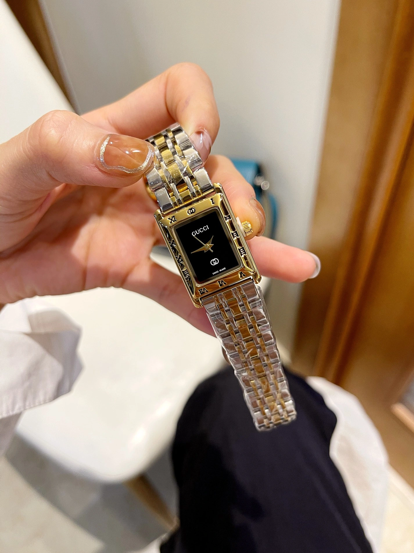 Gucci Watches For Women HighQuality 6819