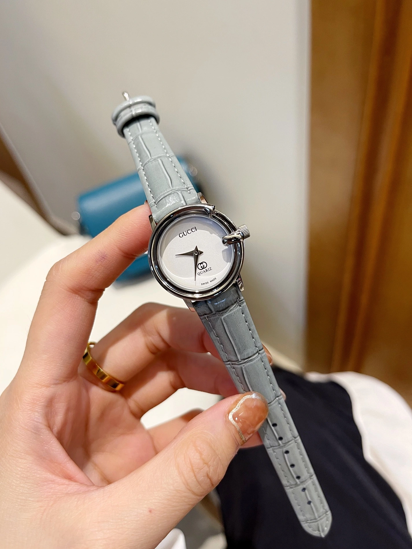 Gucci Watches For Women Lightweight 801