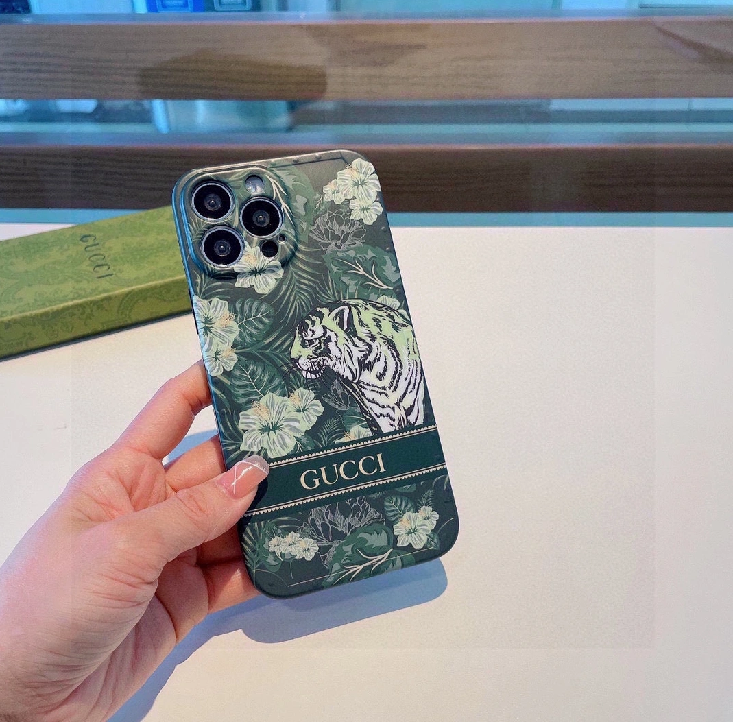 Gucci iPhone Case Timeless 599