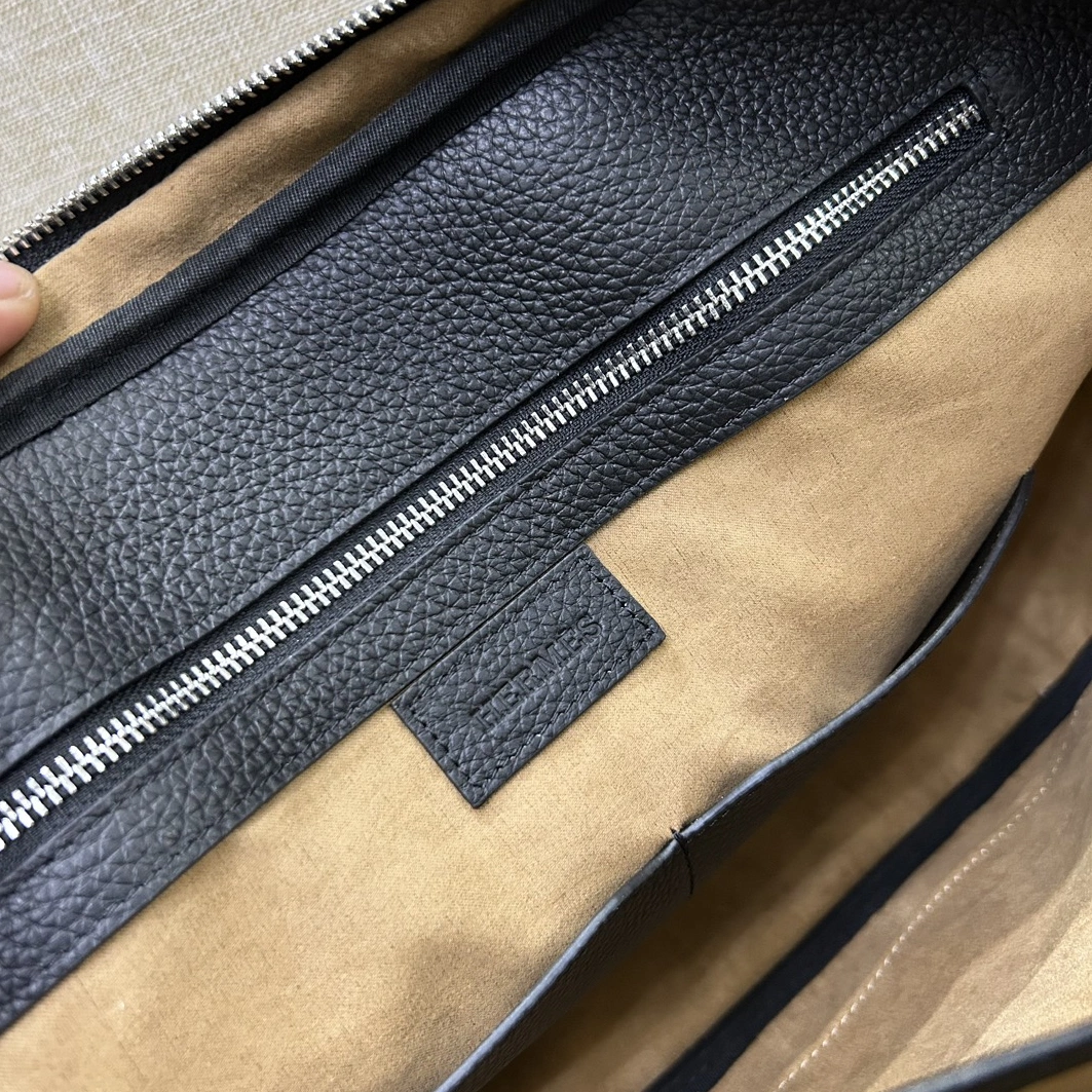 Hermes AAA Man Handbags Breathable 6245