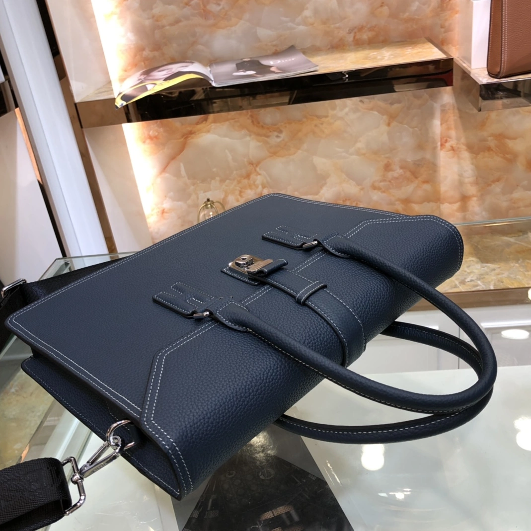 Hermes AAA Man Handbags Comfortable 5135