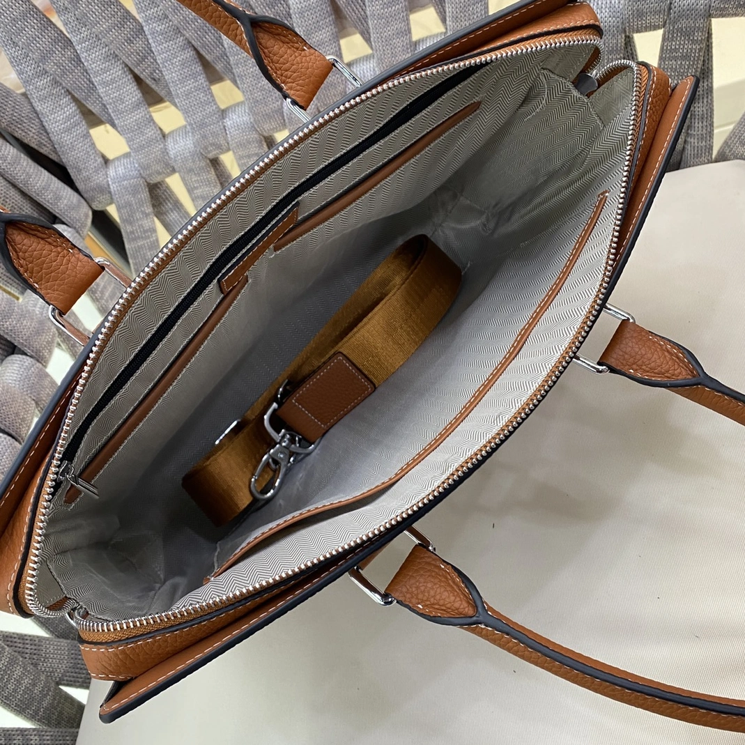 Hermes AAA Man Handbags EasyMatch 1572