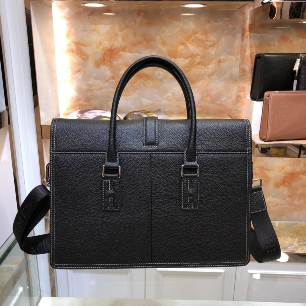 Hermes AAA Man Handbags Elegant 7956
