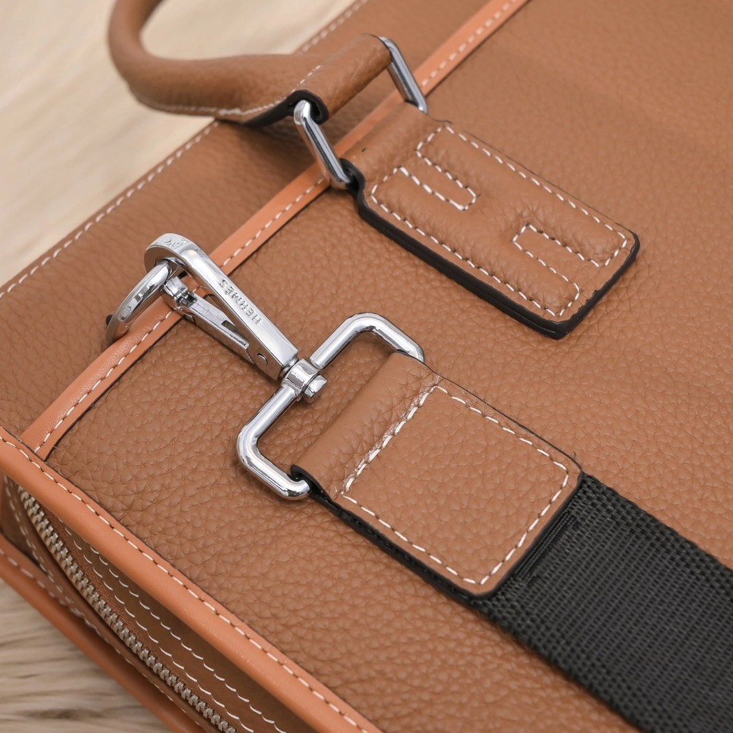 Hermes AAA Man Handbags EyeCatching 9780