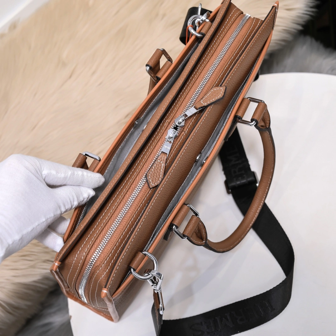 Hermes AAA Man Handbags EyeCatching 9780