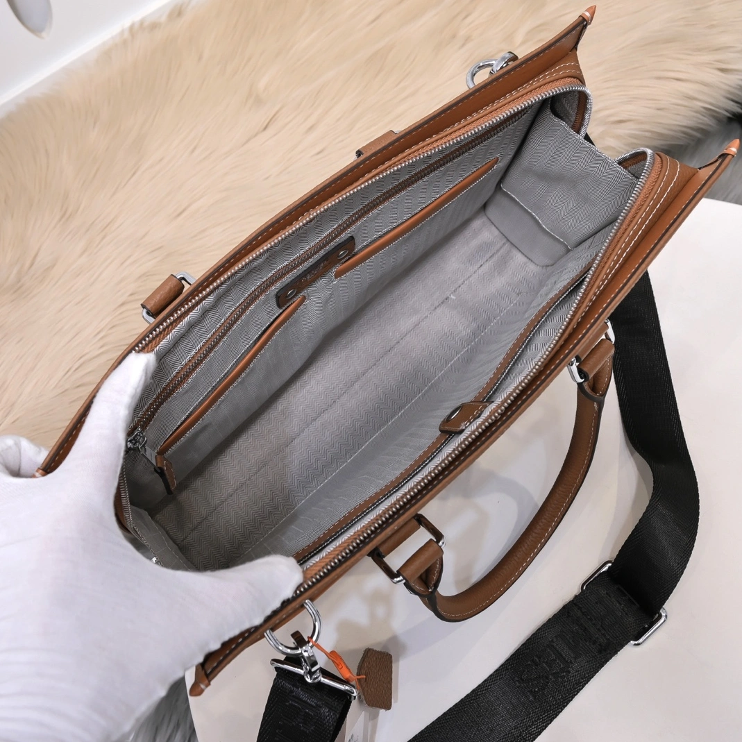Hermes AAA Man Handbags EyeCatching 9780
