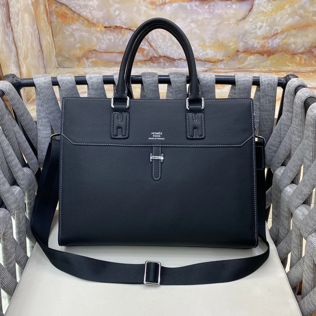 Hermes AAA Man Handbags Fashionable 7926
