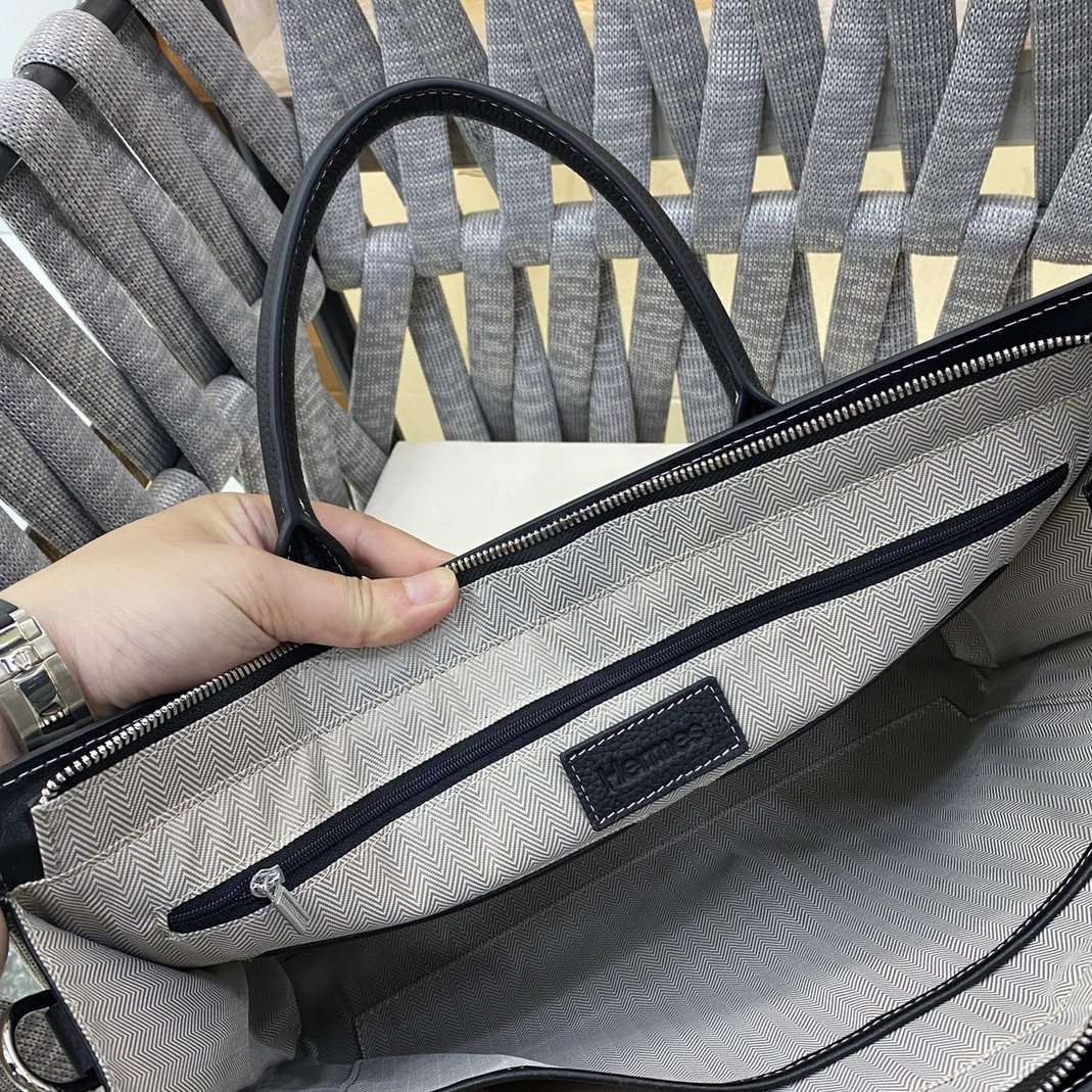 Hermes AAA Man Handbags Fashionable 7926