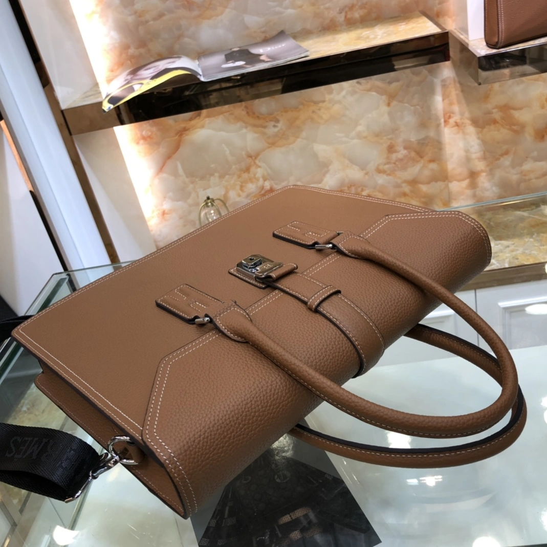 Hermes AAA Man Handbags Functional 2230