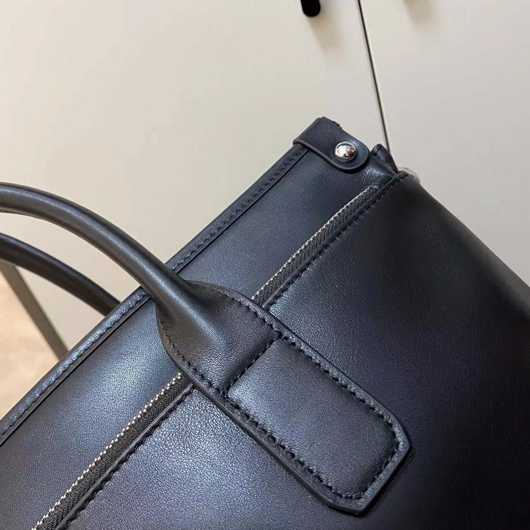 Hermes AAA Man Handbags Functional 5062