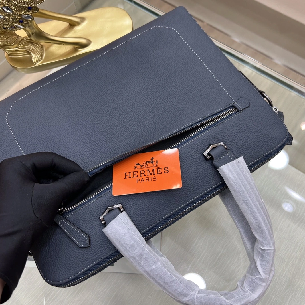 Hermes AAA Man Handbags Trendy 9453