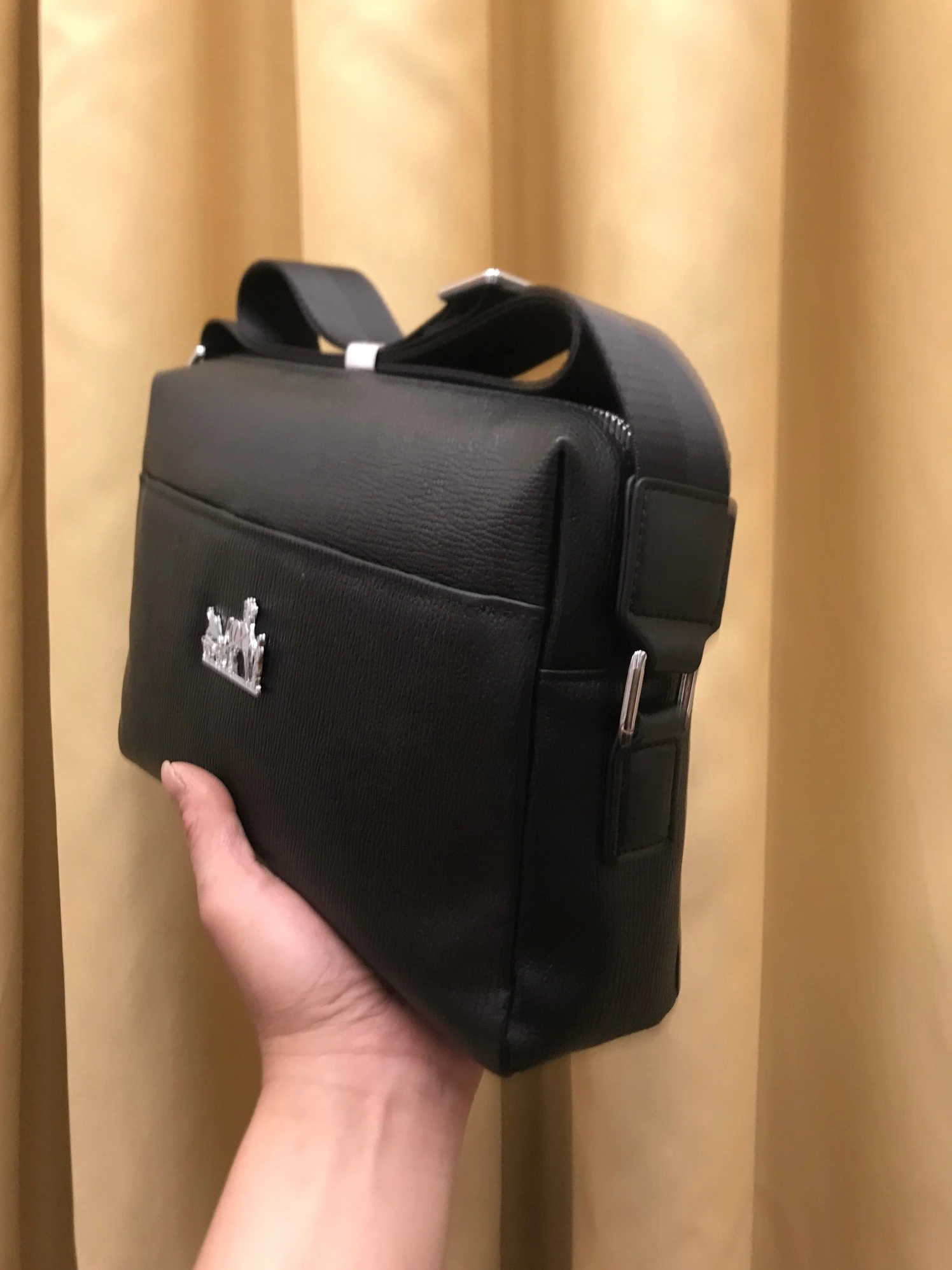 Hermes AAA Man Messenger Bags Compact 1753
