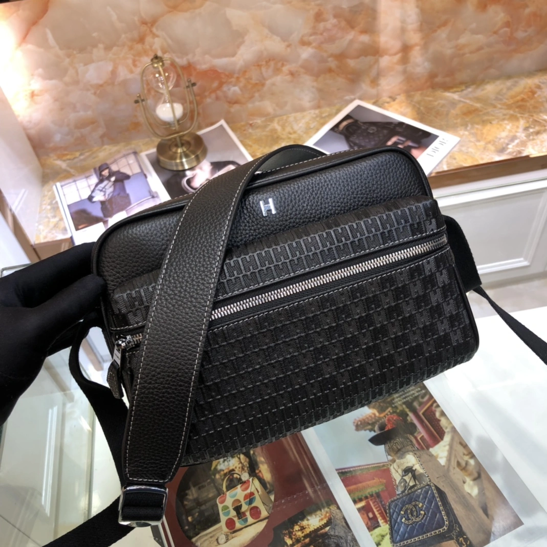 Hermes AAA Man Messenger Bags DailyWear 432