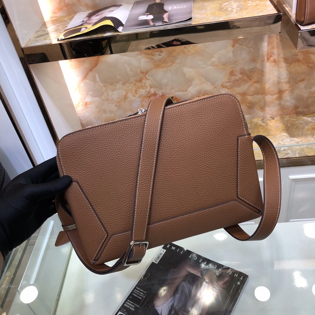 Hermes AAA Man Messenger Bags Durable 5342