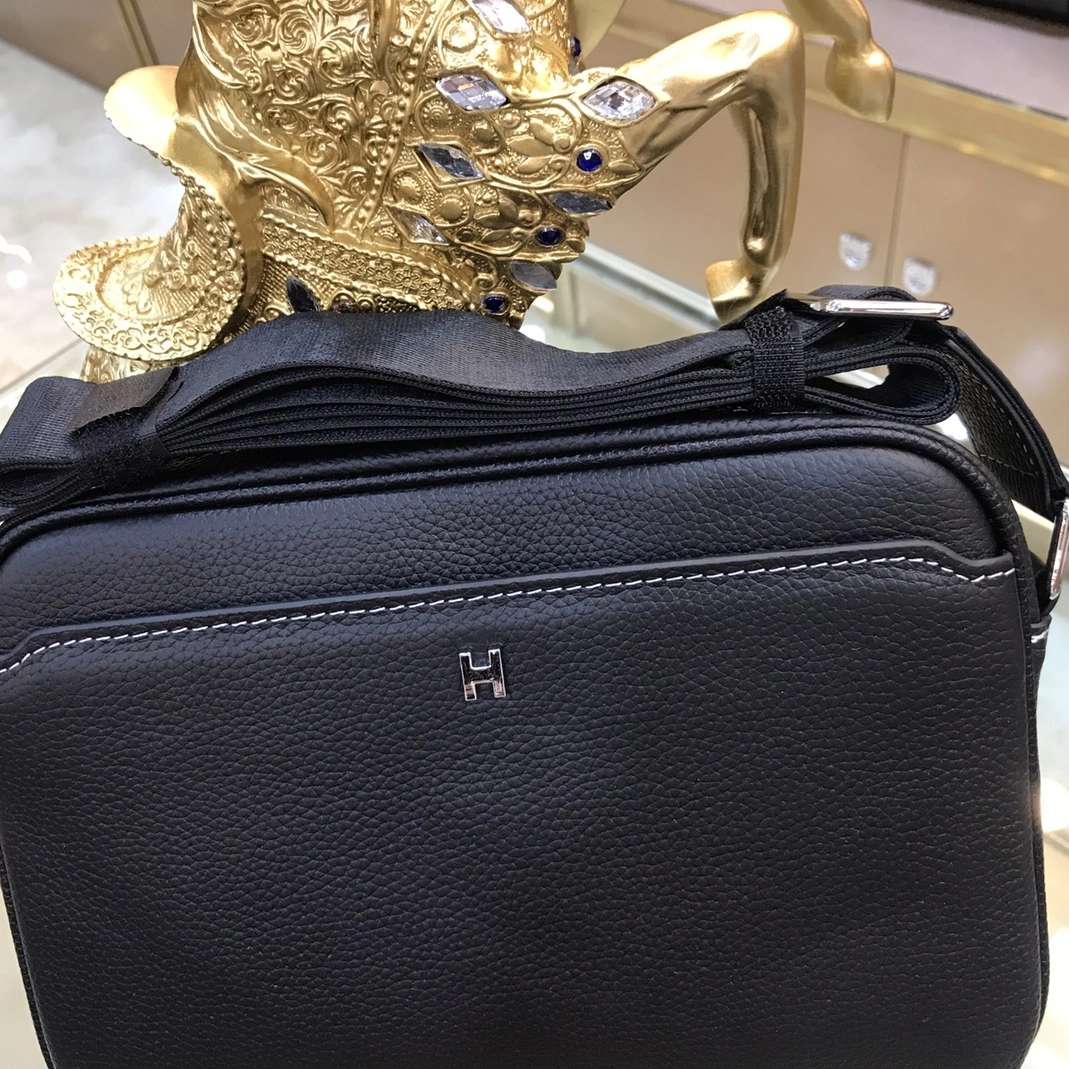Hermes AAA Man Messenger Bags EasyMatch 9605