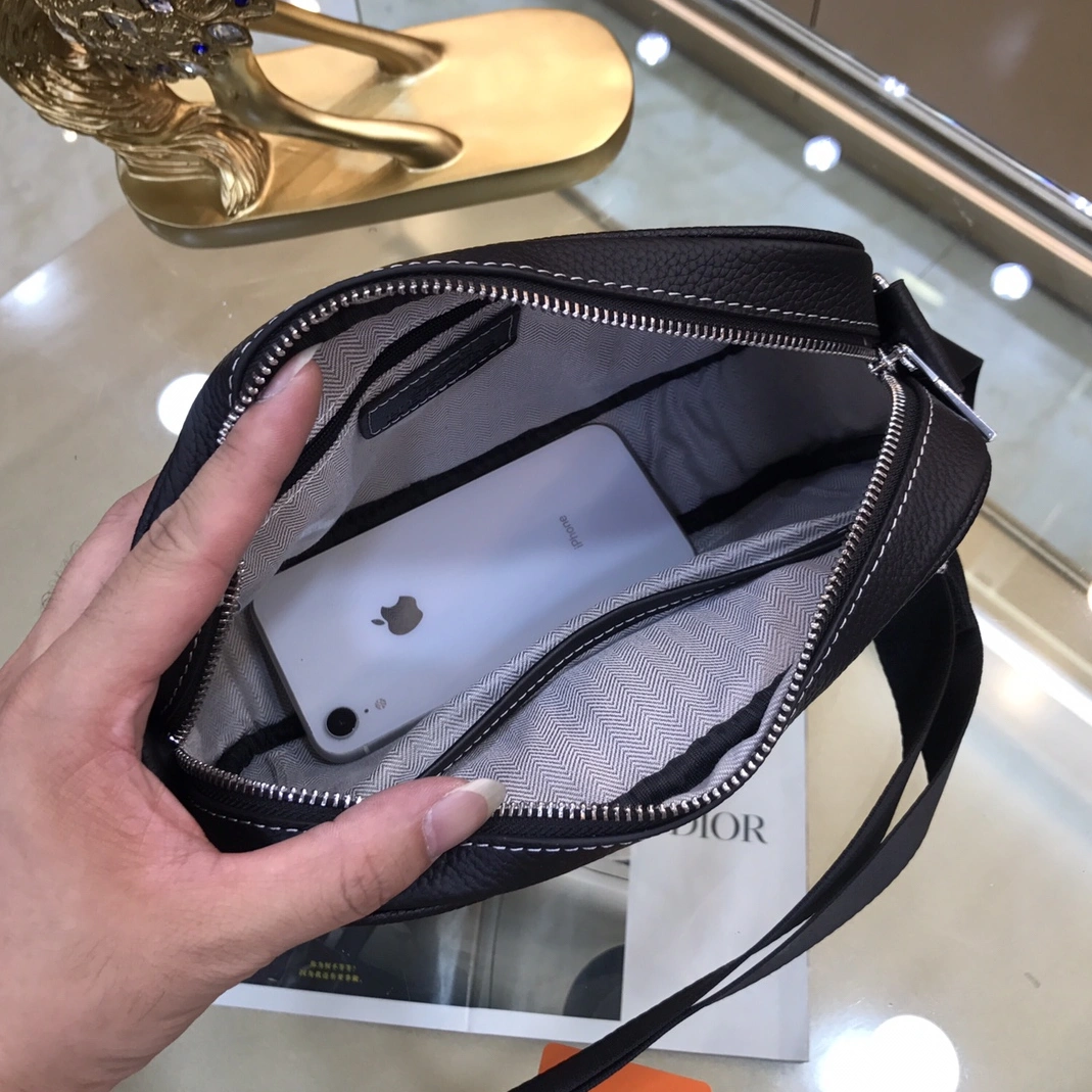 Hermes AAA Man Messenger Bags EasyMatch 9605