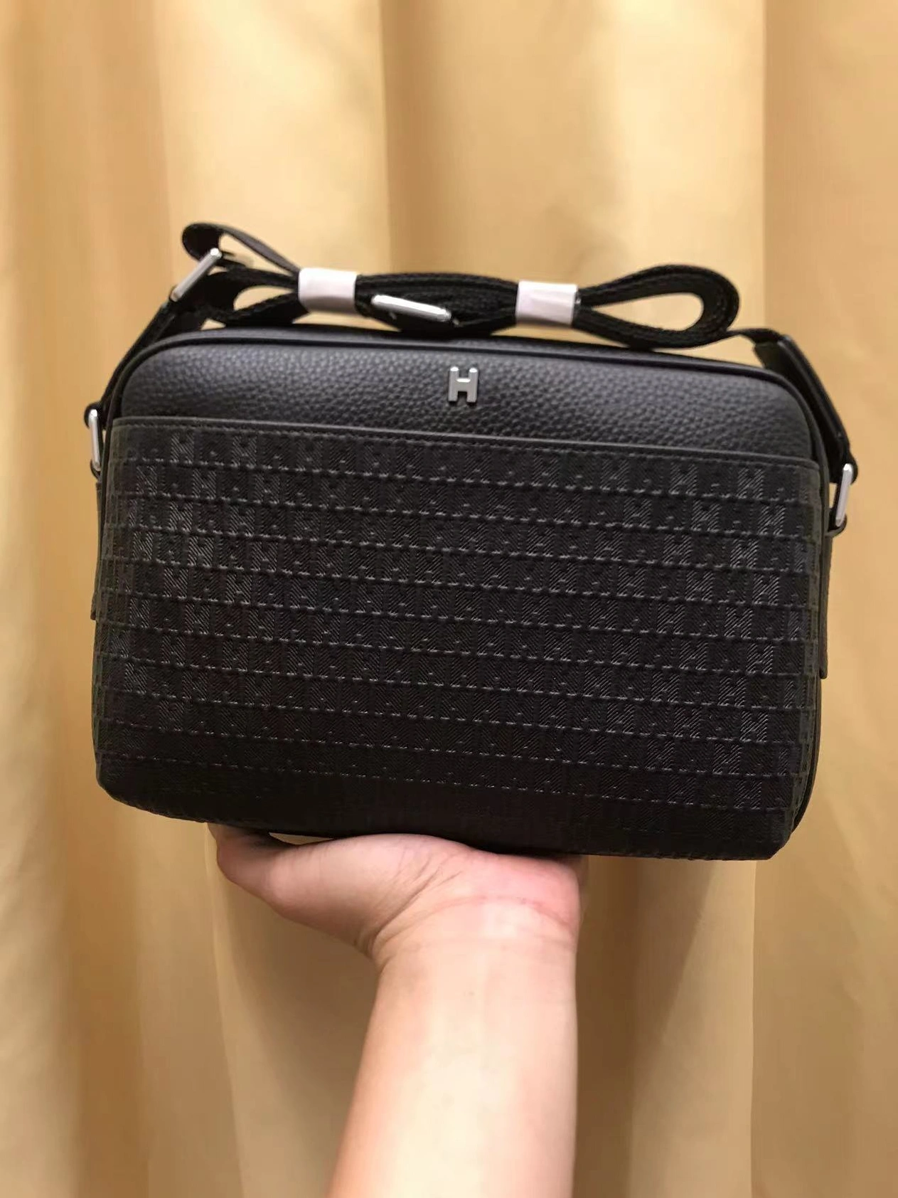 Hermes AAA Man Messenger Bags Flexible 5371