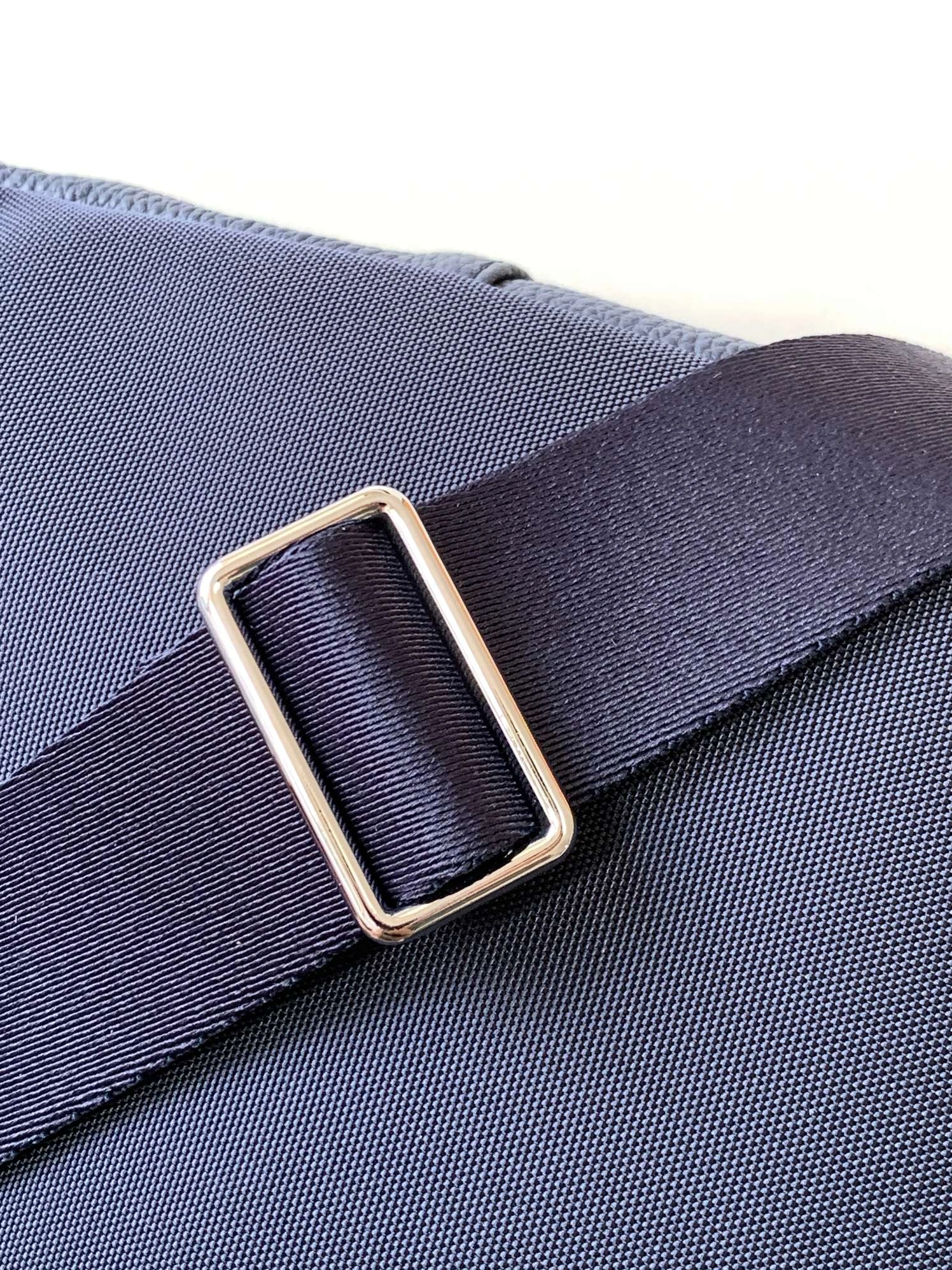 Hermes AAA Man Messenger Bags Flexible 6274