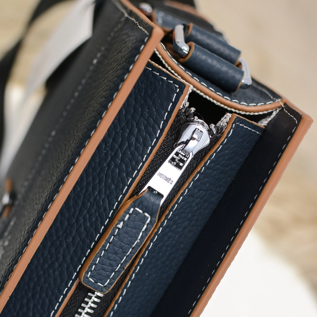Hermes AAA Man Messenger Bags HighQuality 1561