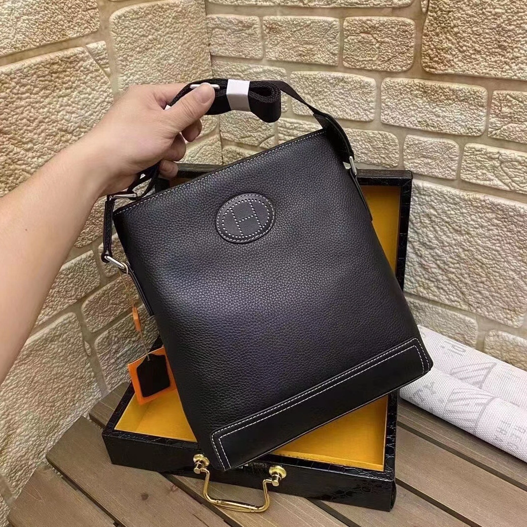 Hermes AAA Man Messenger Bags Resilient 8278