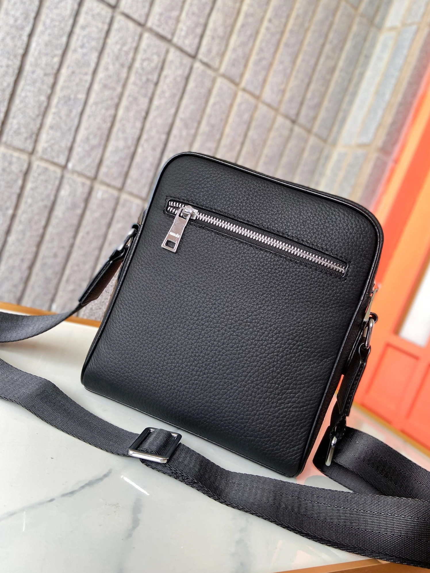 Hermes AAA Man Messenger Bags Resilient 9312