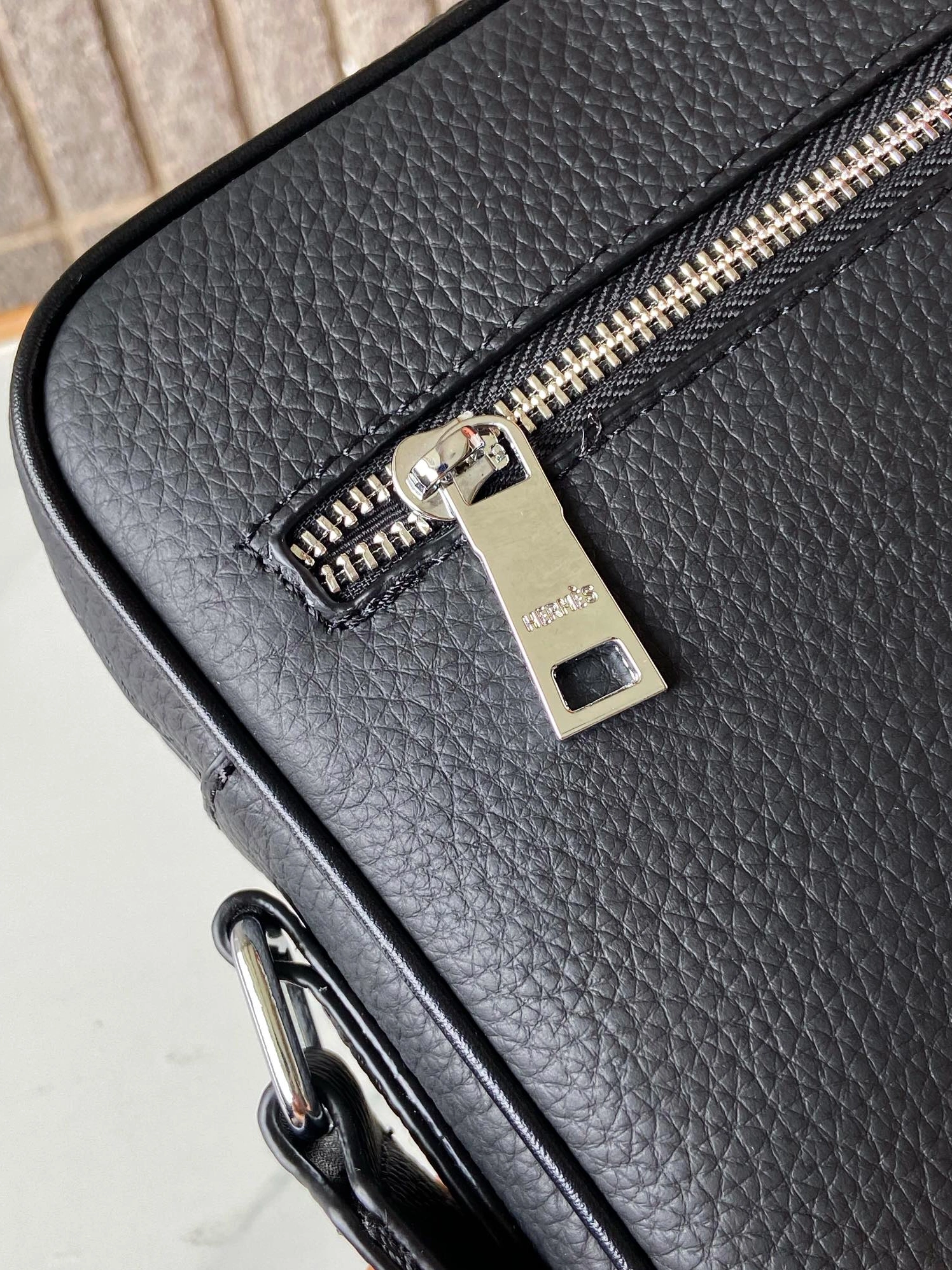 Hermes AAA Man Messenger Bags Resilient 9312