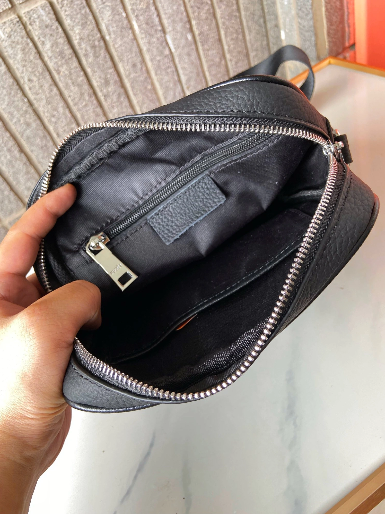 Hermes AAA Man Messenger Bags Resilient 9312