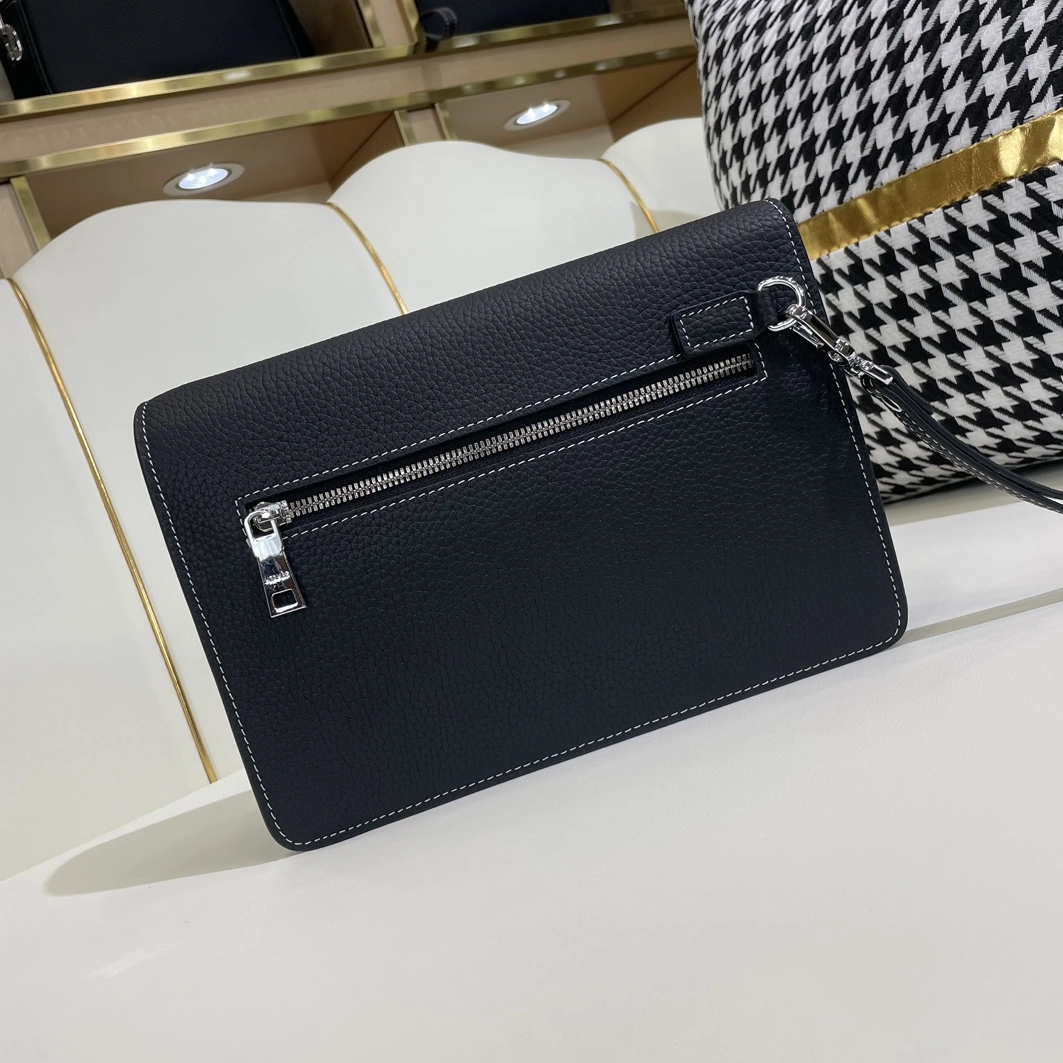 Hermes AAA Man Wallets GoAnywhere 7812