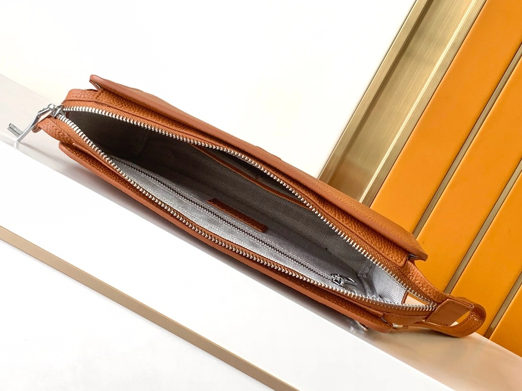 Hermes AAA Man Wallets Reliable 9621