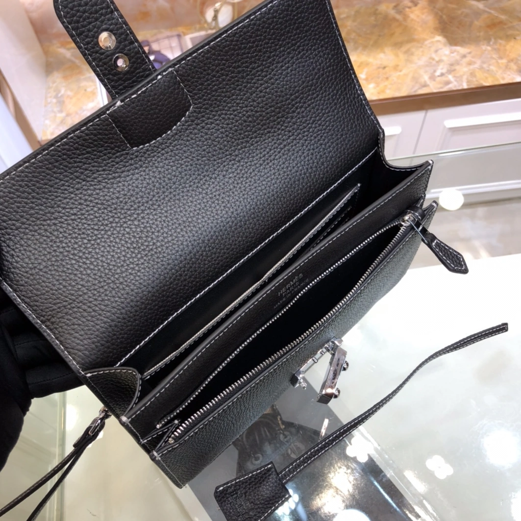 Hermes AAA Man Wallets Stylish 8244