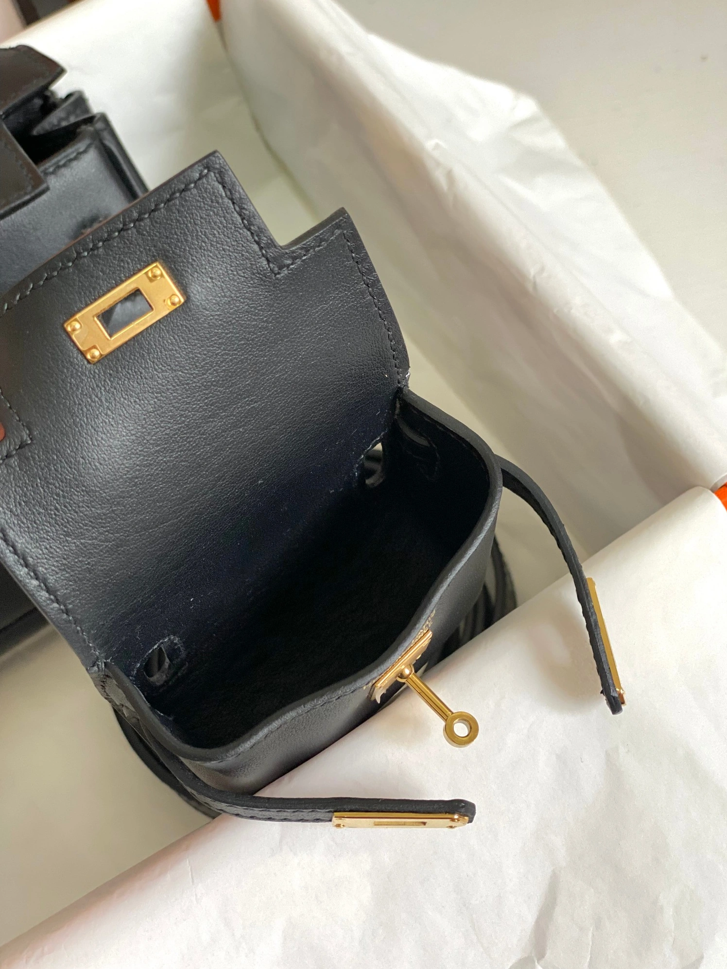Hermes AAA Quality Belt Bags For Women StreetReady 8652