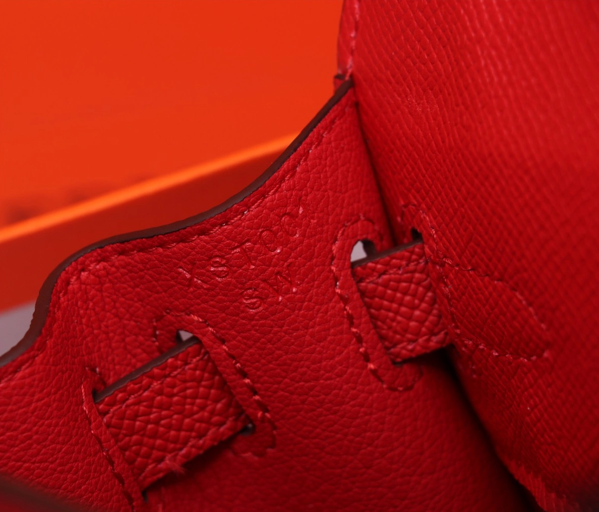 Hermes AAA Quality Handbags For Women Bright 670