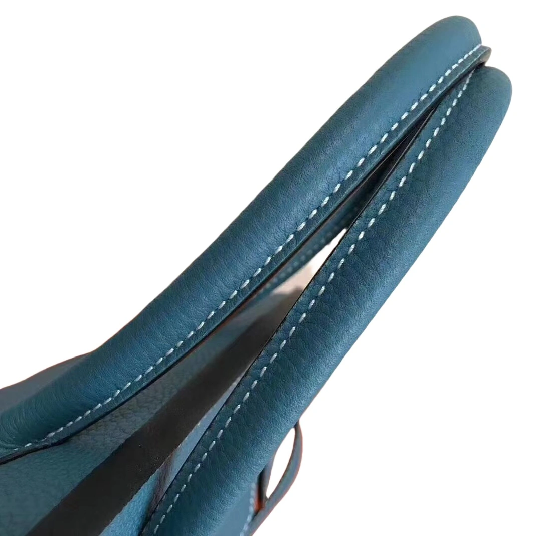 Hermes AAA Quality Handbags For Women Bright 9947