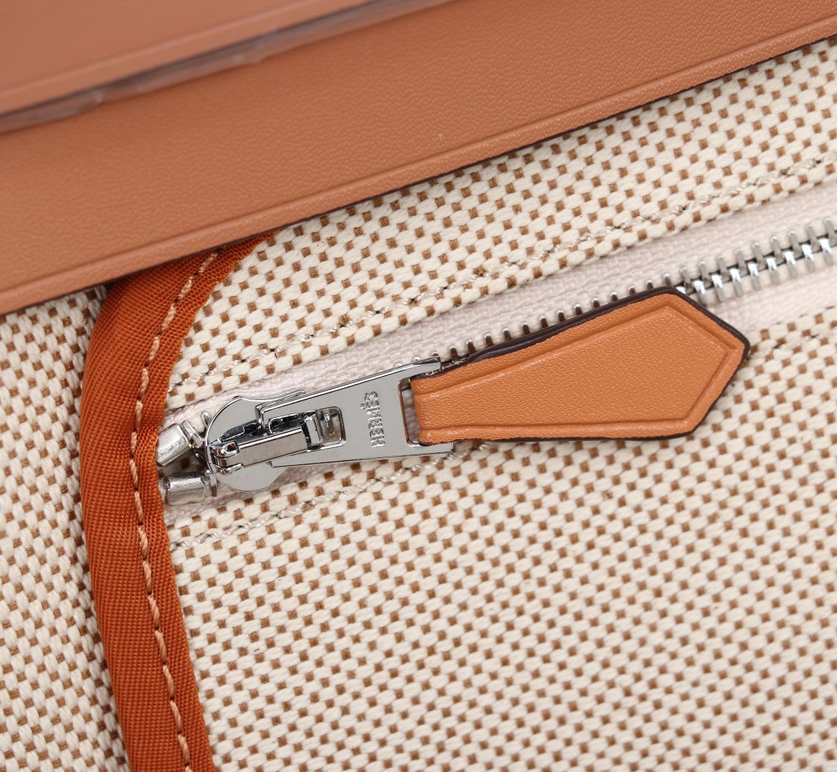 Hermes AAA Quality Handbags For Women Comfortable 9869