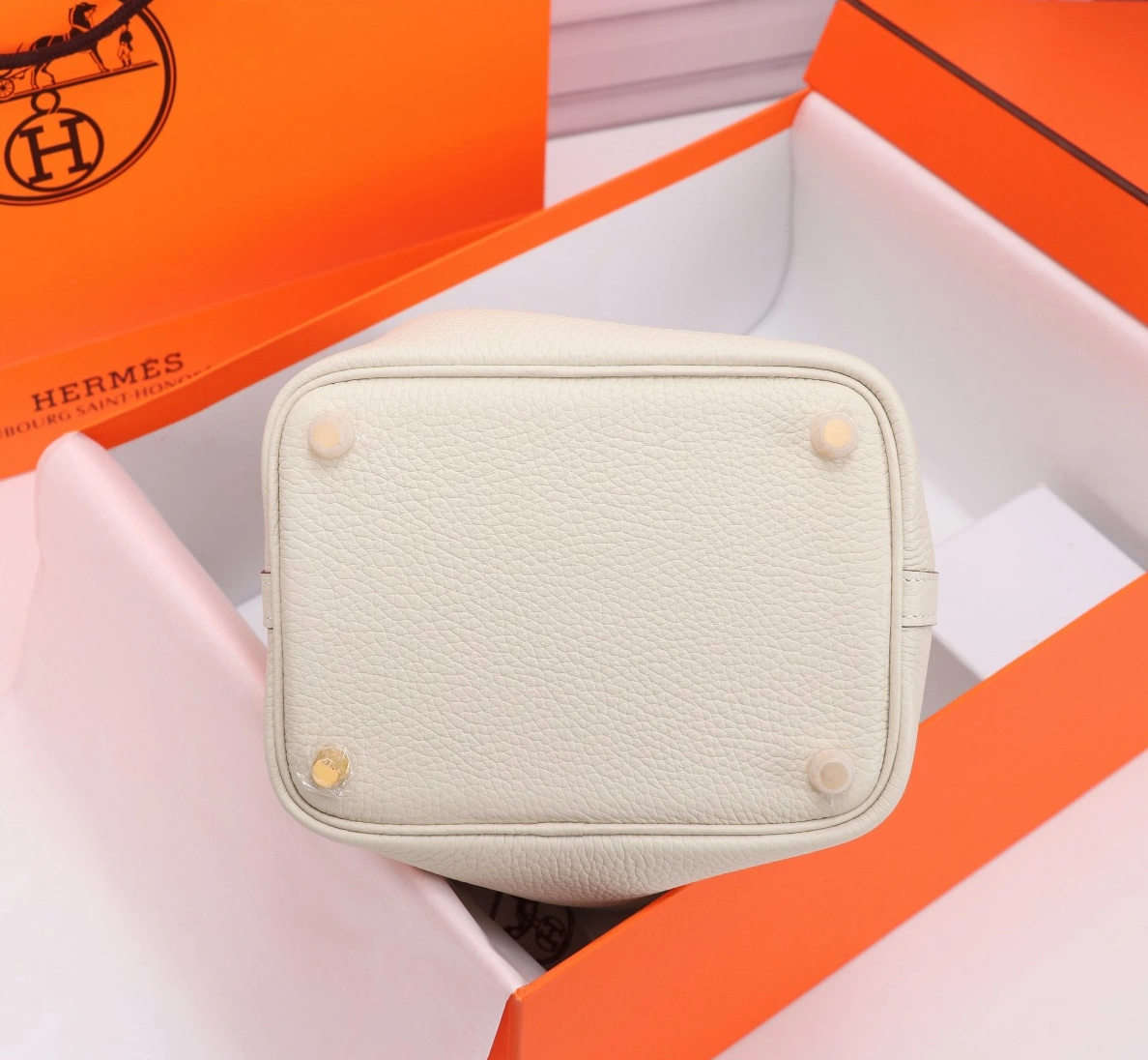 Hermes AAA Quality Handbags For Women Cozy 1357