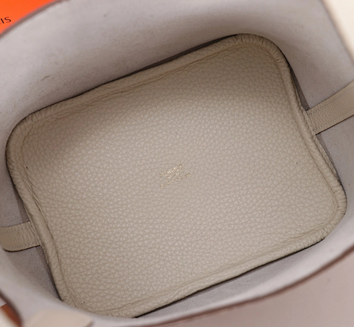 Hermes AAA Quality Handbags For Women Cozy 1357