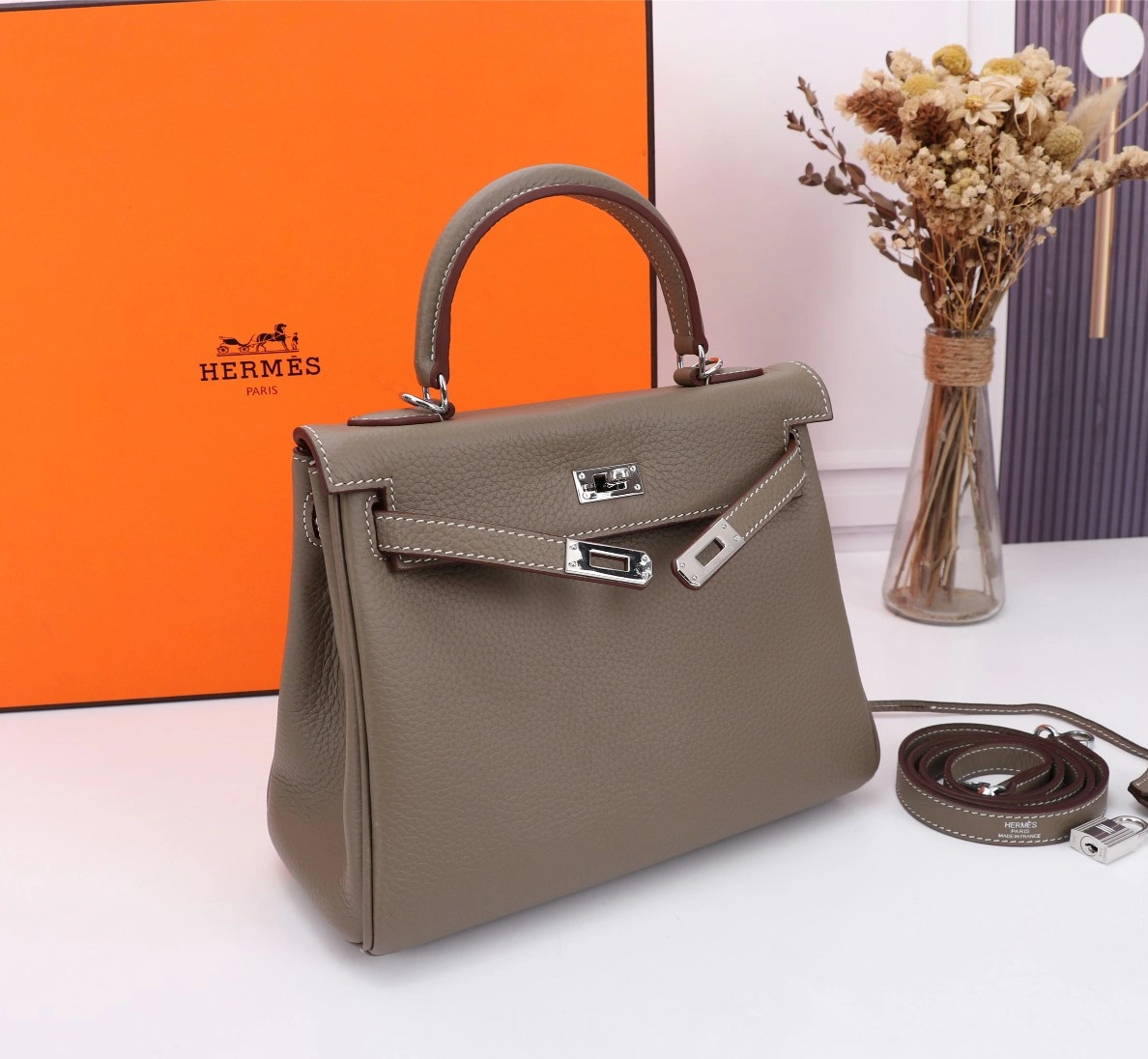 Hermes AAA Quality Handbags For Women DailyWear 4336